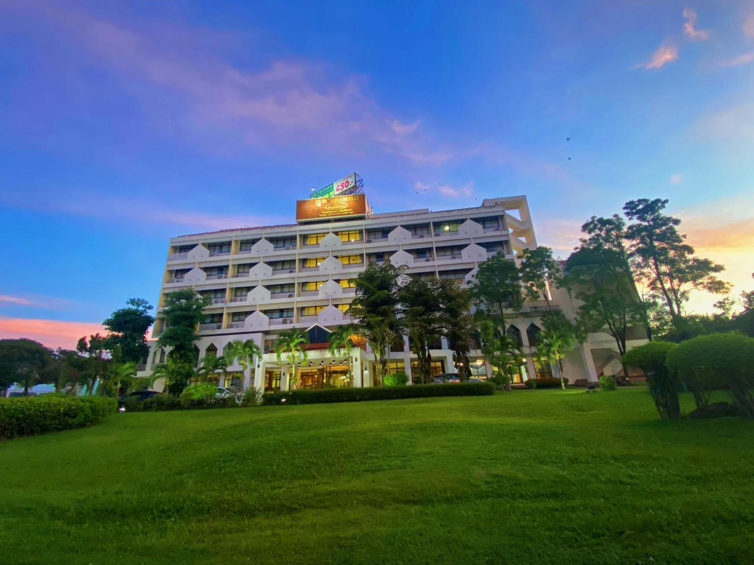 Phuphanplace Hotel Ban Phang Khwang Tai Esterno foto
